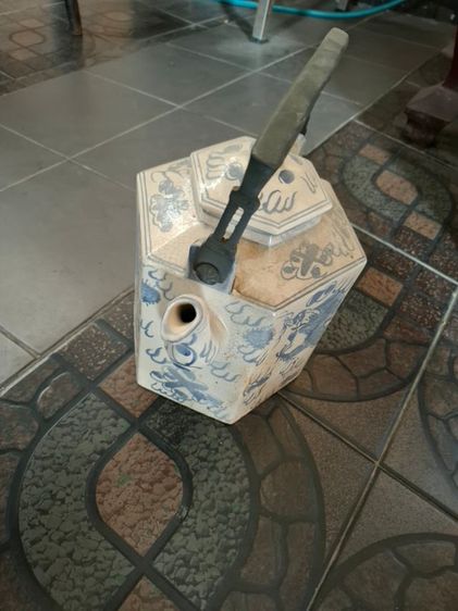 กาน้ำ กระเบี้องเก่า หูทองเหลือง