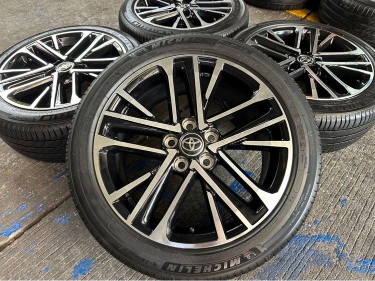 Toyota New Camry ขอบ 18 นิ้ว Top Hybrid 🔥