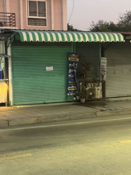 เซ้งร้านราคาถูก ตรงซอยหนองใหญ่ ตรงข้ามบ้นพักคนชราบางแค2 ภายในตกแต่งพร้อมติดถนน มีห้างBigC CJ Lotus  7-11  รูปที่ 4