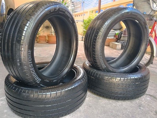 ยาง bridgestone สภาพ สวย สวย