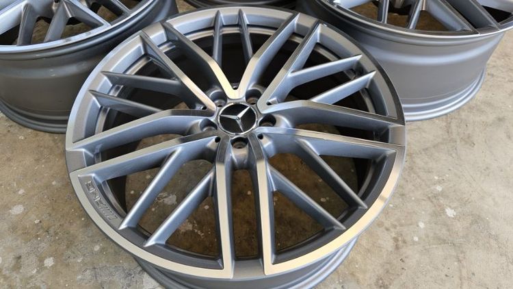 ล้อแท้ Amg GLC43 21" facelift  x257 
หายาก หล่อ รูปที่ 7