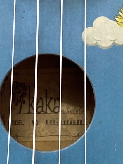 ขาย Ukulele Kaka รุ่น KUS-18WHRO ขายตามสภาพครับ รูปที่ 8