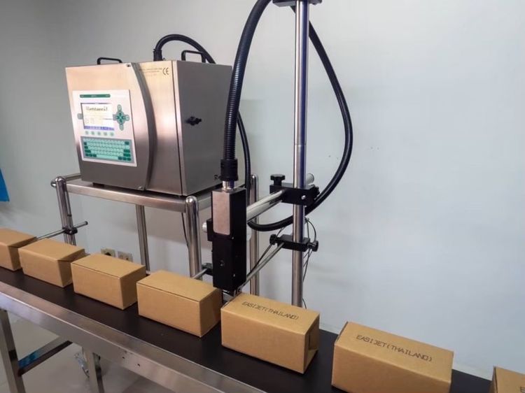 เครื่องยิงวันที่ผลิต วันหมดอายุ เลขล็อตหรืออื่น ระบบเลเซอร์อิ๊งค์เจ็ท คุณภาพสูง นิยมใช้ในอุตสาหกรรมต่างๆ รูปที่ 16