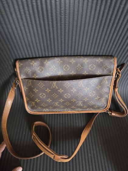 กระเป๋าสะพายข้าง Louis Vuitton รุ่น Monogram Gibeciere MM.  รูปที่ 5