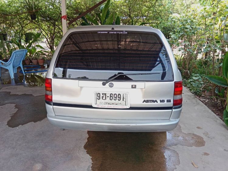 รถ Opel Astra รุ่นย่อยอื่นๆ สี บรอนซ์เงิน