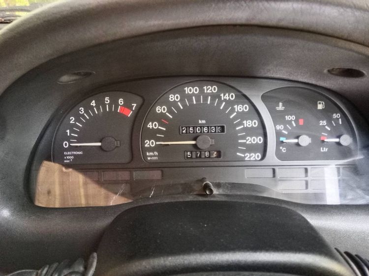 Opel Astra 1994 รุ่นย่อยอื่นๆ Sedan เบนซิน ไม่ติดแก๊ส เกียร์อัตโนมัติ บรอนซ์เงิน รูปที่ 2