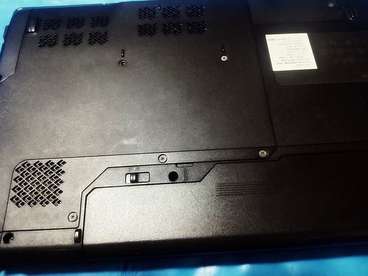 ขายโน๊ตบุ๊ค Lenovo Core - i5 ขายตามสภาพ ไม่มีเเรม ไม่มีสายชาร์จ ไม่มีอะเเดปเตอร์  รูปที่ 6