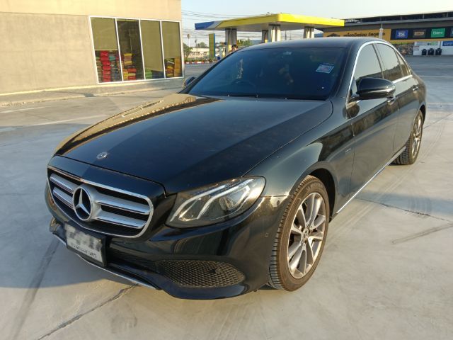 Mercedes-Benz E-Class 2019 E350 AMG Sedan ปลั๊กอินไฮบริด (PHEV) ไม่ติดแก๊ส เกียร์อัตโนมัติ ดำ รูปที่ 2