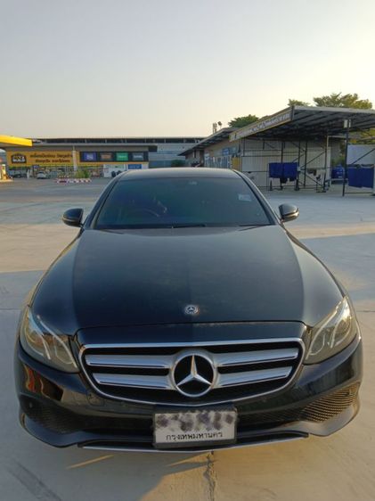 Mercedes-Benz E-Class 2019 E350 AMG Sedan ปลั๊กอินไฮบริด (PHEV) ไม่ติดแก๊ส เกียร์อัตโนมัติ ดำ รูปที่ 4