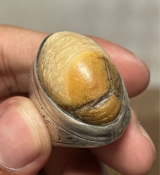 แหวนจักรพรรดิ์เครื่องรางไทย