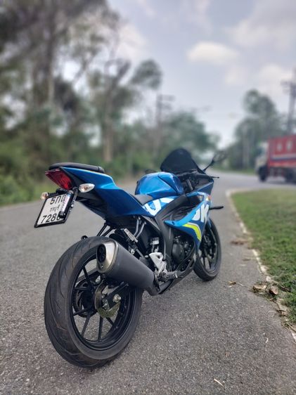 Suzuki gsxr 150 รูปที่ 12