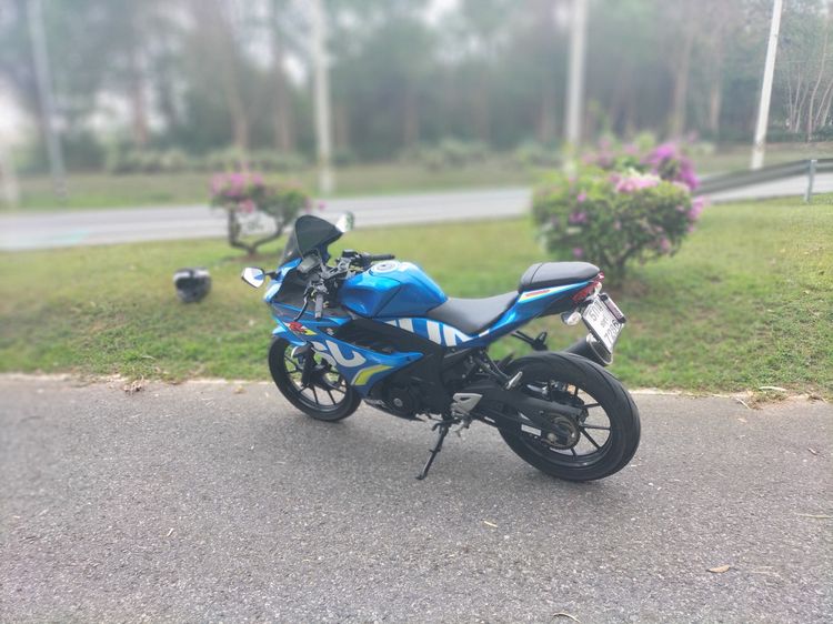 Suzuki gsxr 150 รูปที่ 4