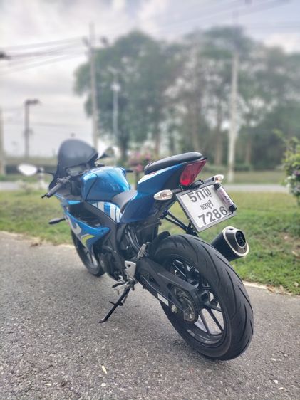 Suzuki gsxr 150 รูปที่ 11
