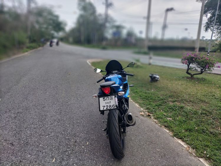 Suzuki gsxr 150 รูปที่ 5
