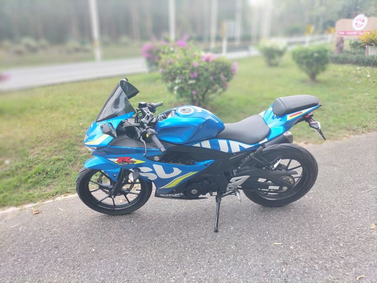 Suzuki gsxr 150 รูปที่ 6