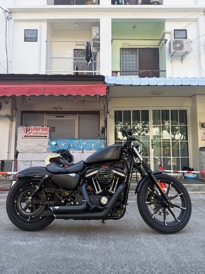 Harley davidson iron 883