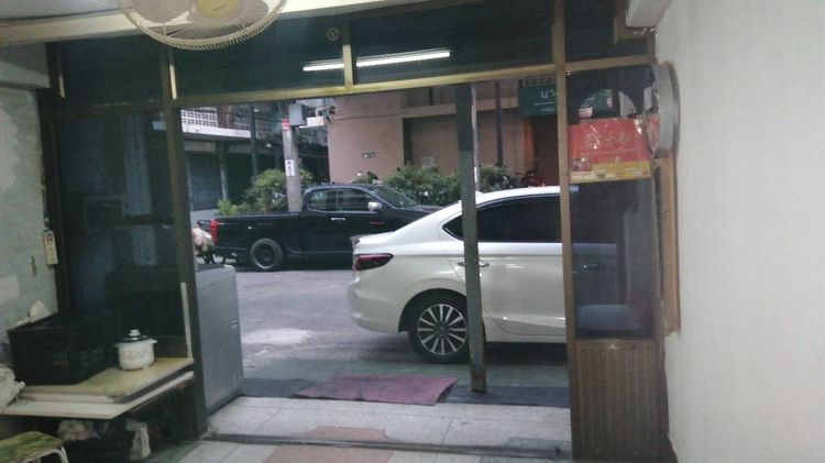 ให้เช่าอาคารทำผมที่ถ.นางลิ้นจี่5ทับ1สาพันห้าทัก0813195660 รูปที่ 3