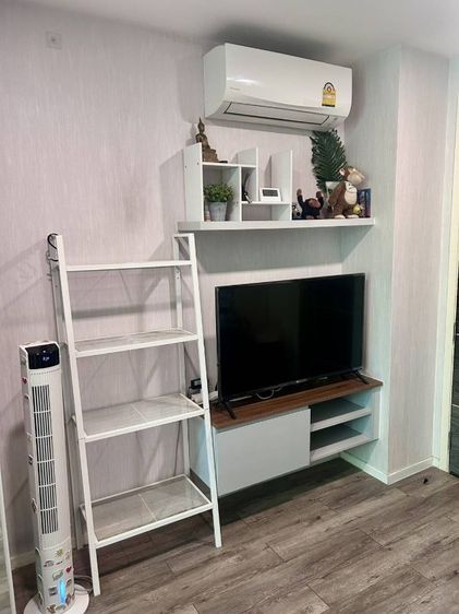 ขายคอนโด modiz รัชดา32
ชั้น1 วิวสวน ลมดี
1 ห้องนอน 1 ห้องรับแขก 1 ห้องครัว 1ห้องนอน 1 ตัว และ ห้องรับแขก 1 ทีวี
ตู้เย็น ตรงข้ามศาลอาญารัชดา รูปที่ 3