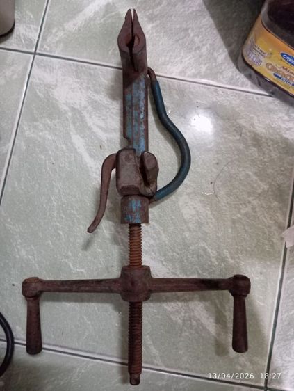 ปากกาจับชิ้นงานวินเทจ