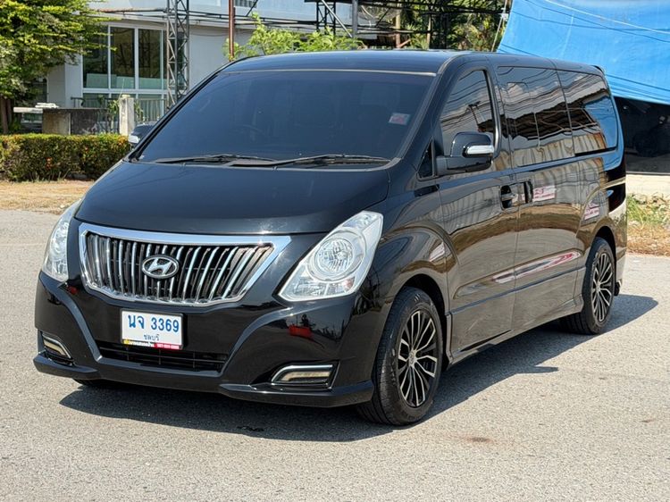 รถ Hyundai H-1  2.5 Elite สี ดำ