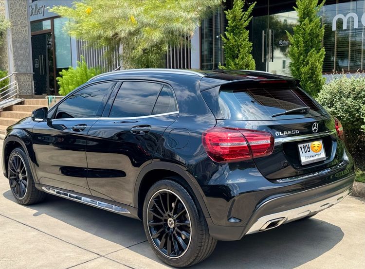 Mercedes-Benz GLA-Class 2019 GLA250 Sedan เบนซิน ไม่ติดแก๊ส เกียร์อัตโนมัติ ดำ รูปที่ 4