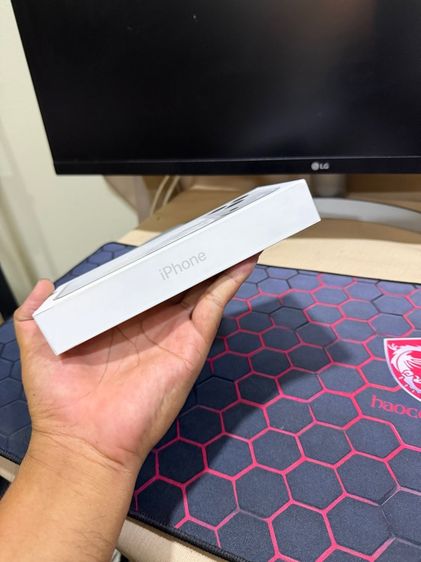 iPhone17 Pro Max 256GB Silver มือ 1 ยังไม่แอค ประกันศูนย์ 1 ปีเต็ม ยังไม่เดิน รับเทิร์นทุกรุ่น สอบถามได้ครับ  รูปที่ 5