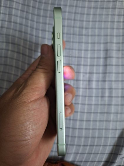 iPhone 15 สีเขียว รูปที่ 3