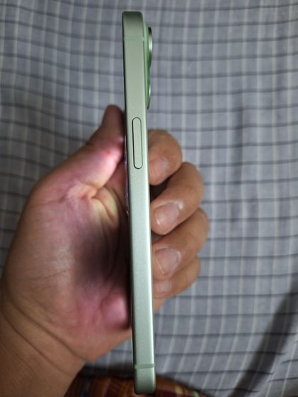 iPhone 15 สีเขียว รูปที่ 4