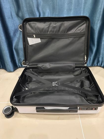 กระเป๋าเดินทาง UOB x Peanuts (Snoopy) limited edition รูปที่ 7