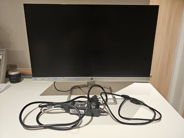 จอคอมพิวเตอร์มือสอง ยี่ห้อ HP ขนาด 21.5 นิ้ว