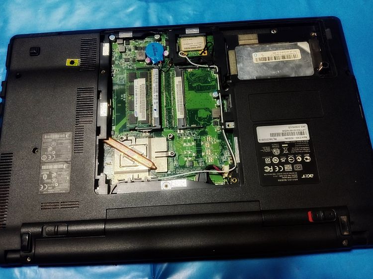 ขายโน๊ตบุ๊ค Acer Core-i7-เปิดติด  จอ 15.6นิ้ว  เน้นขายตามสภาพ รูปที่ 4