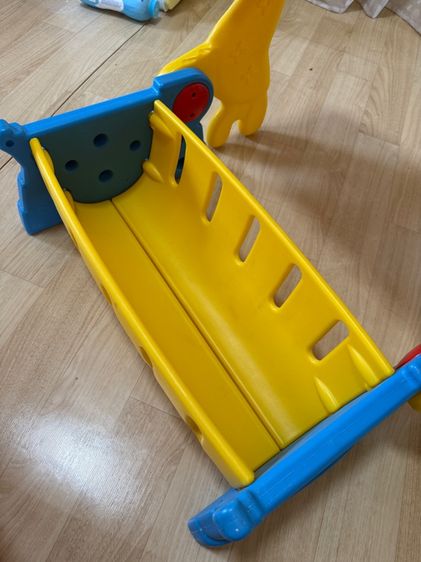 ชุดม้านั่งและโต๊ะกิจกรรมสำหรับเด็กแบบ 3-in-1 รูปที่ 4