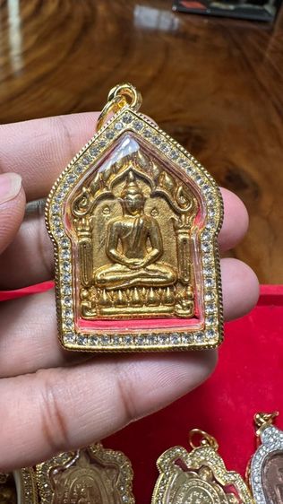 ปล่อยพระค่ะ