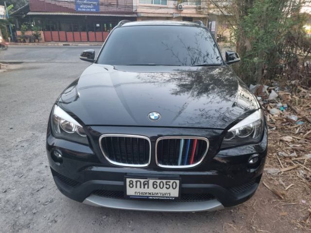 รถ BMW X1 2.0 sDrive18i สี ดำ