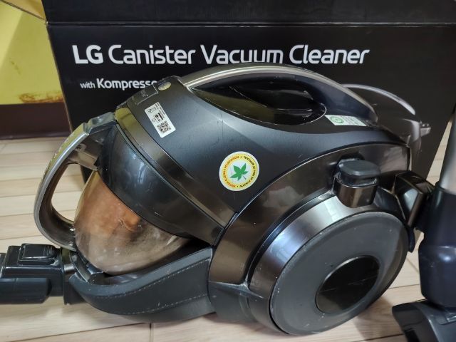เครื่องดูดฝุ่น​ LG.