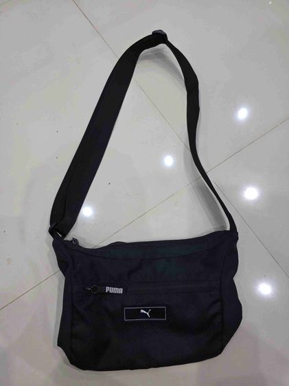 หมอน กระเป๋า สีดำ ยี่ห้อ PUMA สวย เดิมๆ สภาพดี ของแท้ ขายตามสภาพพร้อมส่ง 
