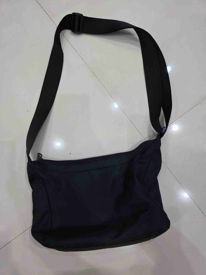 กระเป๋า สะพาย ยี่ห้อ PUMA ของแท้ สวยใหม่ๆ เดิมๆ พร้อมส่ง  รูปที่ 4