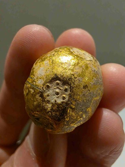 ของสะสม ของเก่าโบราณ  ก้อนเงินพดด้วง สีทอง หนักๆ เดิมๆ สตางค์เงินเก่า พดด้วง ขายตามสภาพ พร้อมส่งครับ  รูปที่ 9