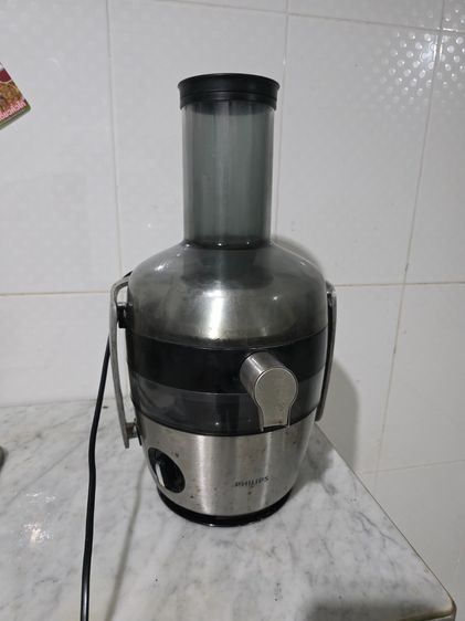เครื่องคั้นน้ำสกัดเย็น ยี่ห้อ PHILIPS สวย ไม่ค่อยใช้ ขายตามสภาพ พร้อมส่ง 