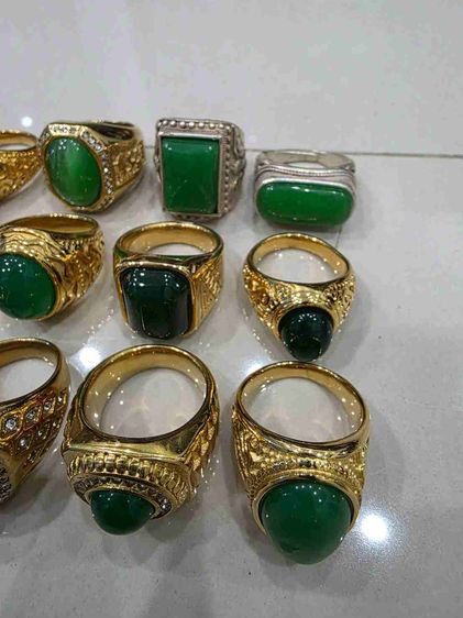 ของสะสม แหวน หัวสีเขียว เหมาๆ ทั้งหมด เบอร์ 9 เดิมๆ สวย หายาก ของใหม่ เหมาๆ พร้อมส่งครับพี่ๆ  รูปที่ 3