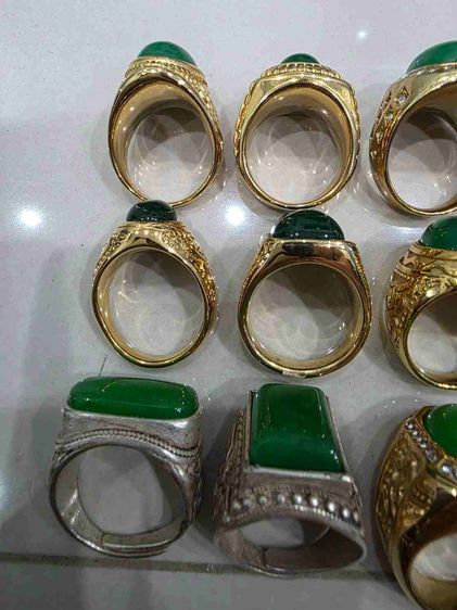 ของสะสม แหวน หัวสีเขียว เหมาๆ ทั้งหมด เบอร์ 9 เดิมๆ สวย หายาก ของใหม่ เหมาๆ พร้อมส่งครับพี่ๆ  รูปที่ 6