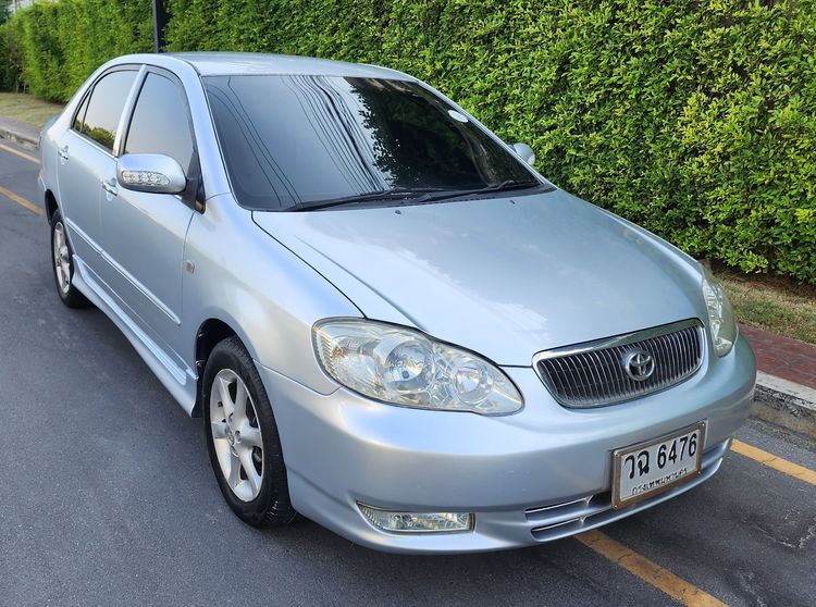 รถ Toyota Altis 1.8 E สี บรอนซ์เงิน