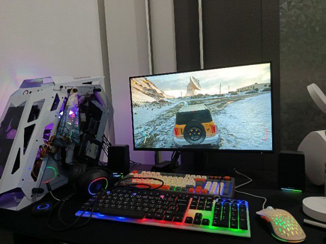 คอมครบชุด มีบริการปลายทาง