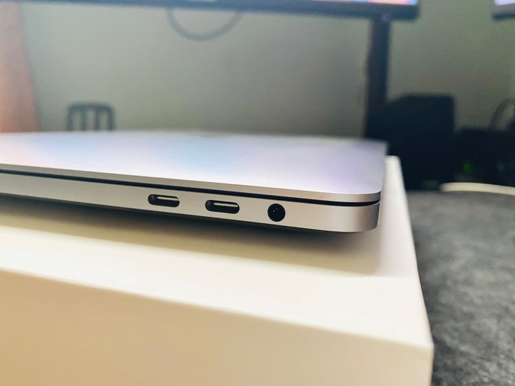 Macbook pro 13" 2020 Thunderbolts 4port with Touch bar, Intel Core i5 Ram 16 SSD 512 รูปที่ 7