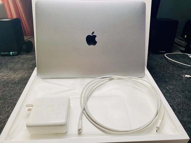 Apple Macbook Pro 13 Inch แมค โอเอส 16 กิกะไบต์ อื่นๆ ไม่ใช่ Macbook pro 13" 2020 Thunderbolts 4port with Touch bar, Intel Core i5 Ram 16 SSD 512