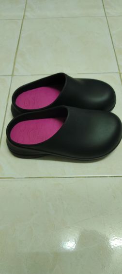 รองเท้า Clogs พื้นนุ่ม(สีดำ-ชมพู) รูปที่ 4