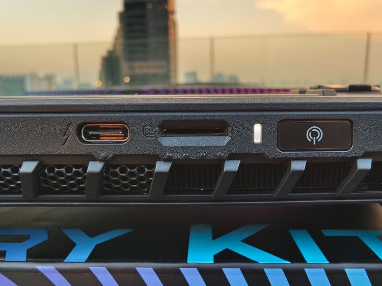 MSI CLAW A1M ใหม่เอี่ยม ไร้ขนแมว รูปที่ 11