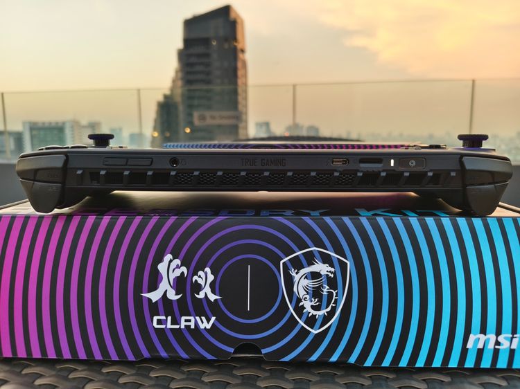 MSI CLAW A1M ใหม่เอี่ยม ไร้ขนแมว รูปที่ 8