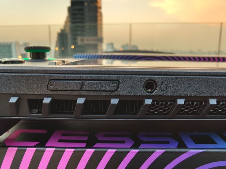MSI CLAW A1M ใหม่เอี่ยม ไร้ขนแมว รูปที่ 10