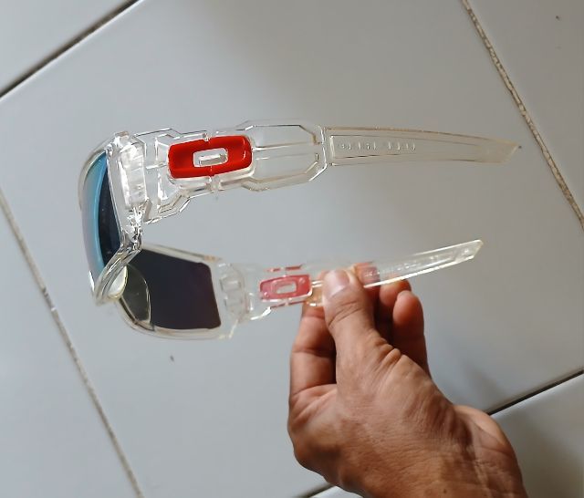 OAKLEY OIL RIG รูปที่ 2